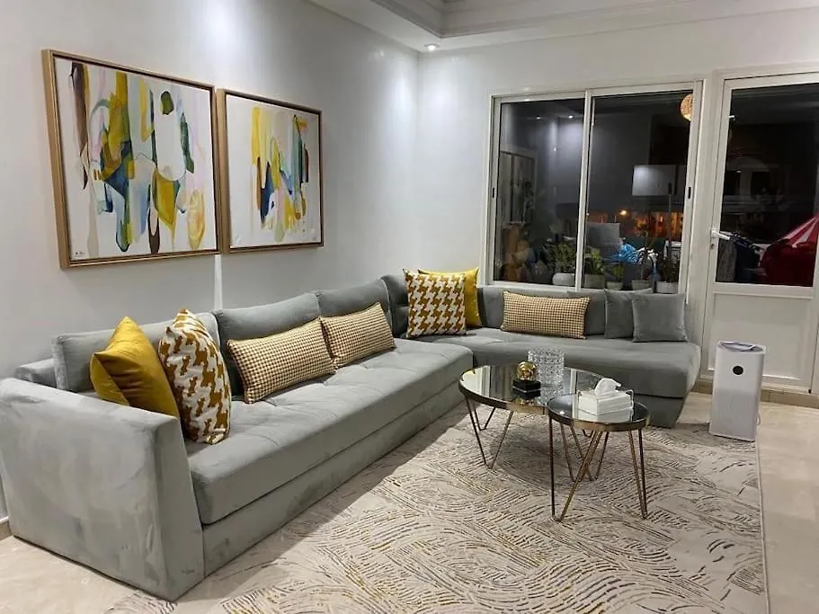 Magnifique Appartement Proche De Casanearshore, Iscae, Airport location